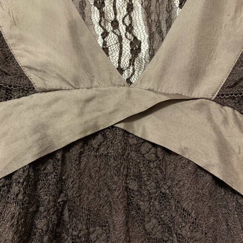 Anthro Ric Rac Short Sleeve Lace Blouse - Picture 3 of 6